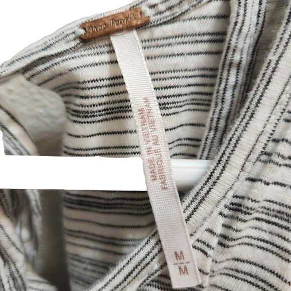 Free People Turn It Up size medium sleeveless blouse - Picture 3 of 8